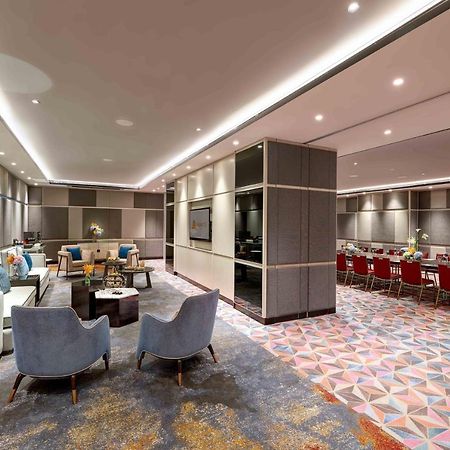 M World Hotel Formerly Known As Avante Hotel Петалинг-Джая Экстерьер фото The lounge at KLIA