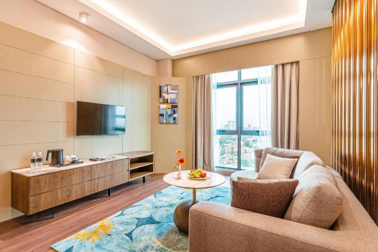 M World Hotel Formerly Known As Avante Hotel Петалинг-Джая Экстерьер фото Living room