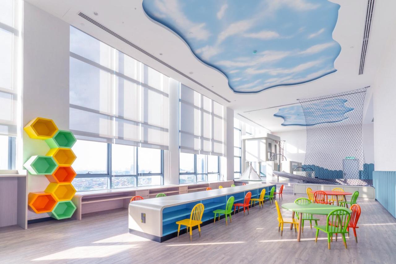 M World Hotel Formerly Known As Avante Hotel Петалинг-Джая Экстерьер фото The Children's Hospital